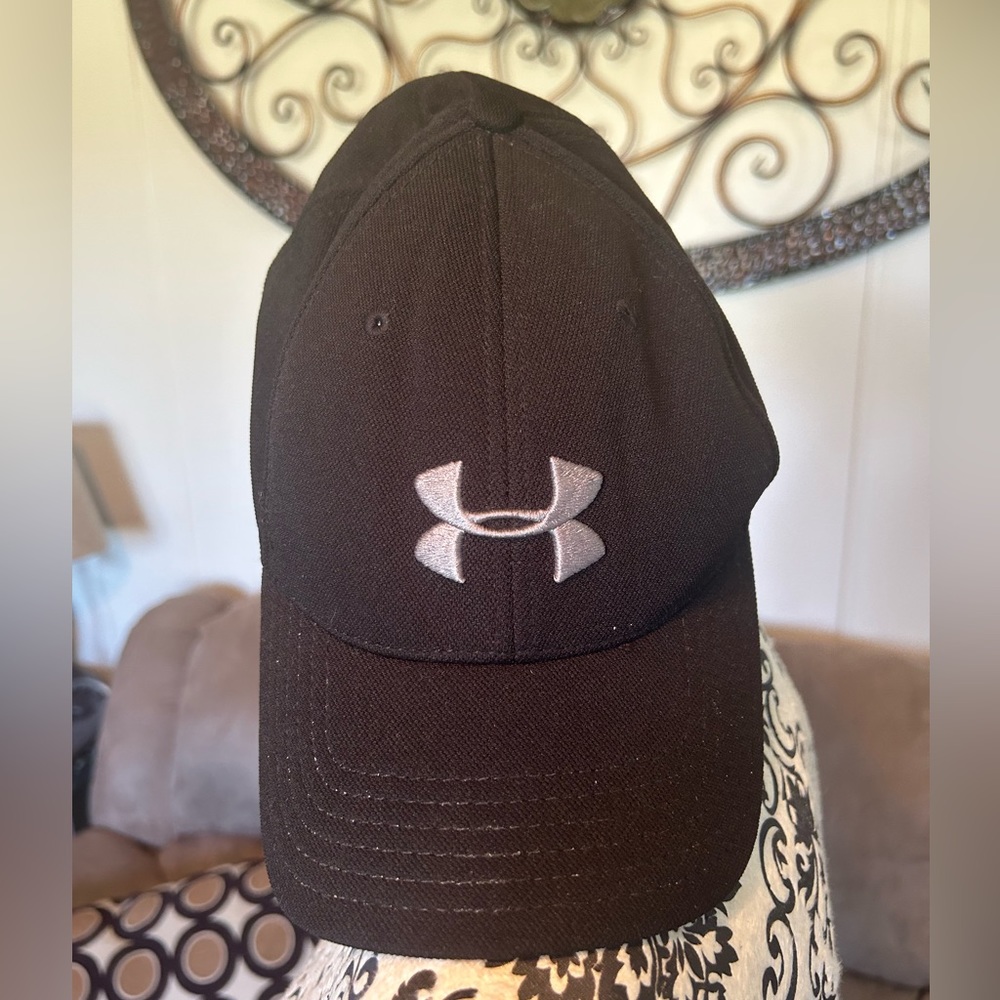 Under Armour hat